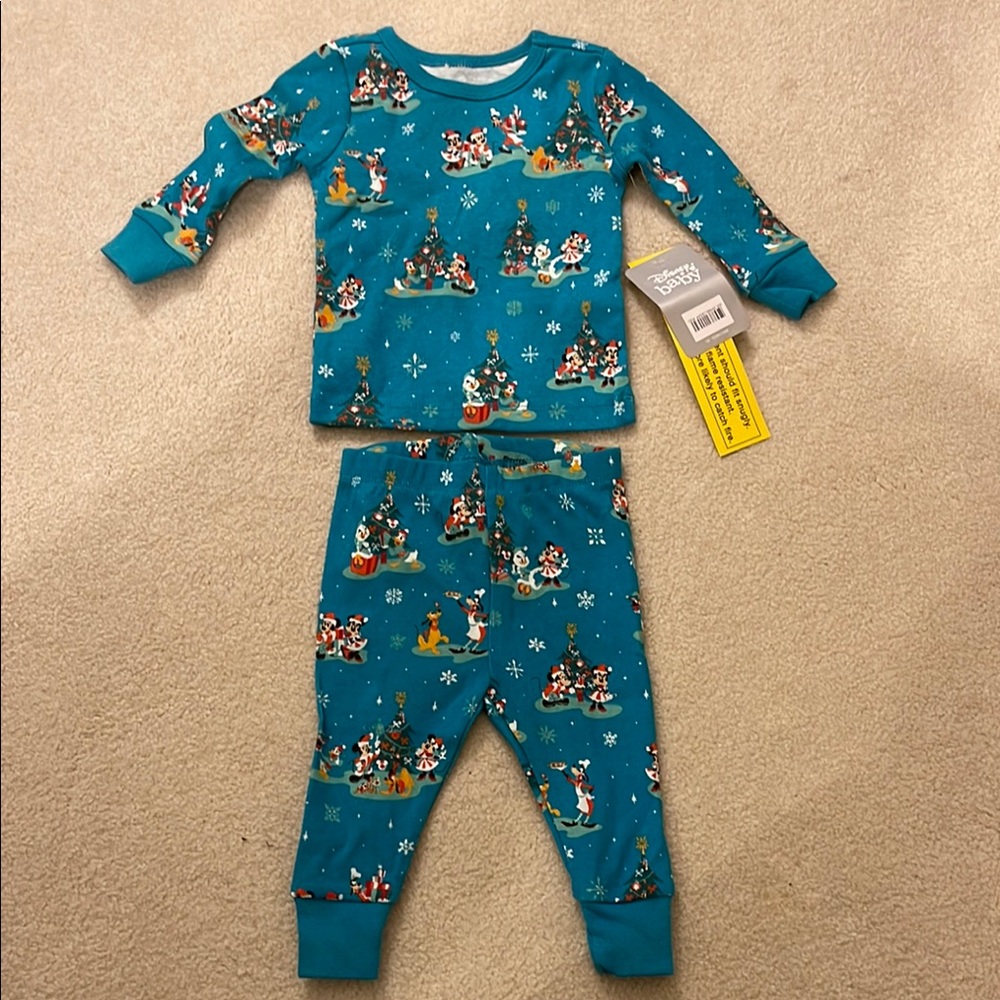 NWT disney baby 6-9 months Mickey Christmas Pajamas